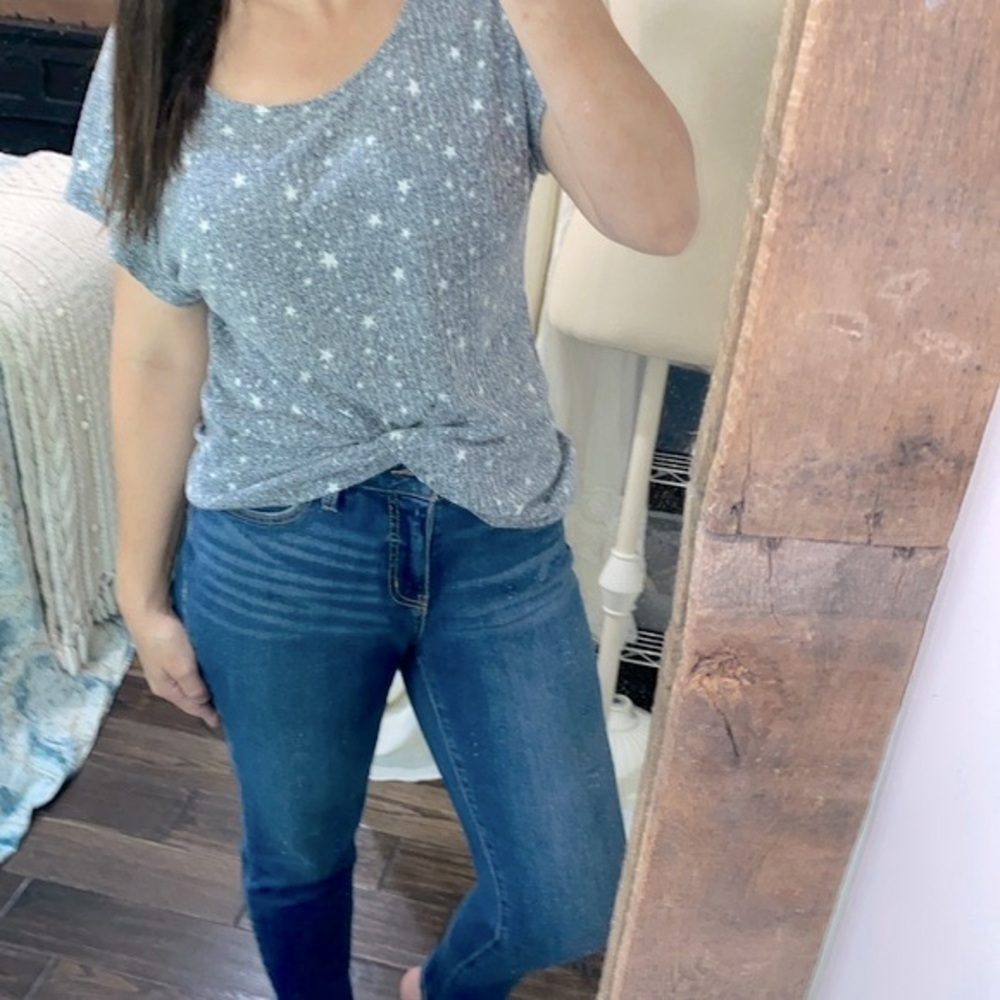 Above and Beyond top size large stars print